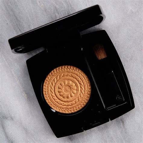 chanel eyeshadow base review|Chanel eyeshadow pourpre brun.